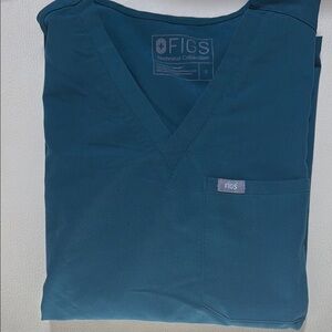 Figs one pocket scrub top